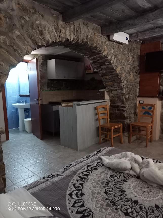 Hotel New Arcobaleno Ossegna à Maissana Extérieur photo